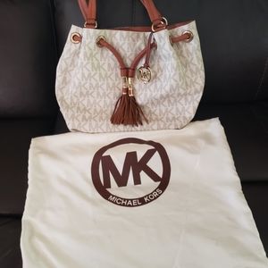 COPY - Beautiful Michael Kors Bag for Sale